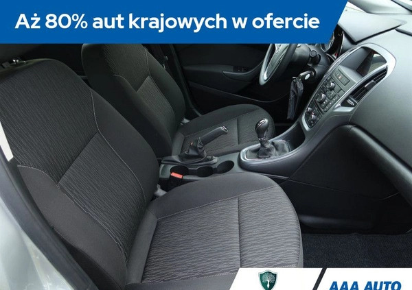 Opel Astra cena 45000 przebieg: 62427, rok produkcji 2019 z Blachownia małe 232